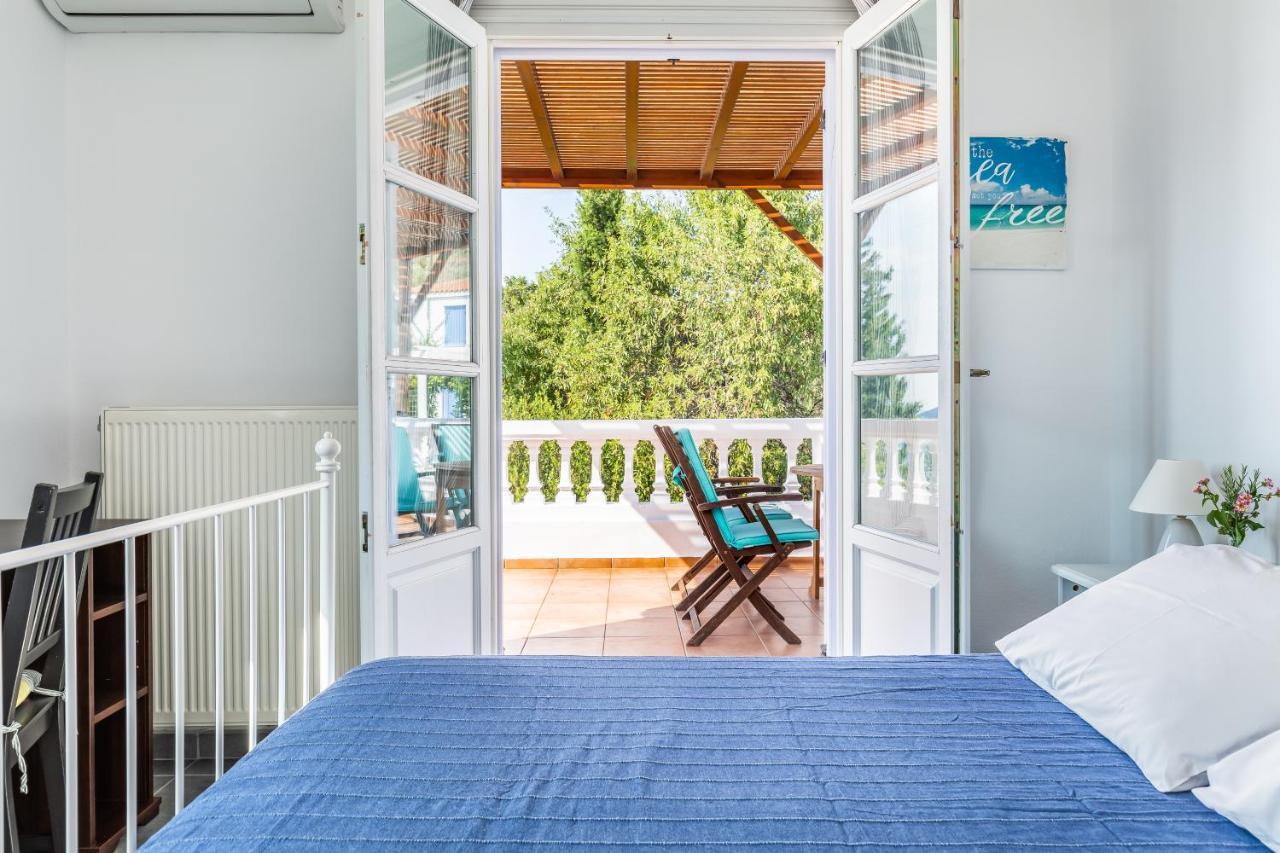 Villa Rodia With Swimming Pool On Skopelos Island מראה חיצוני תמונה